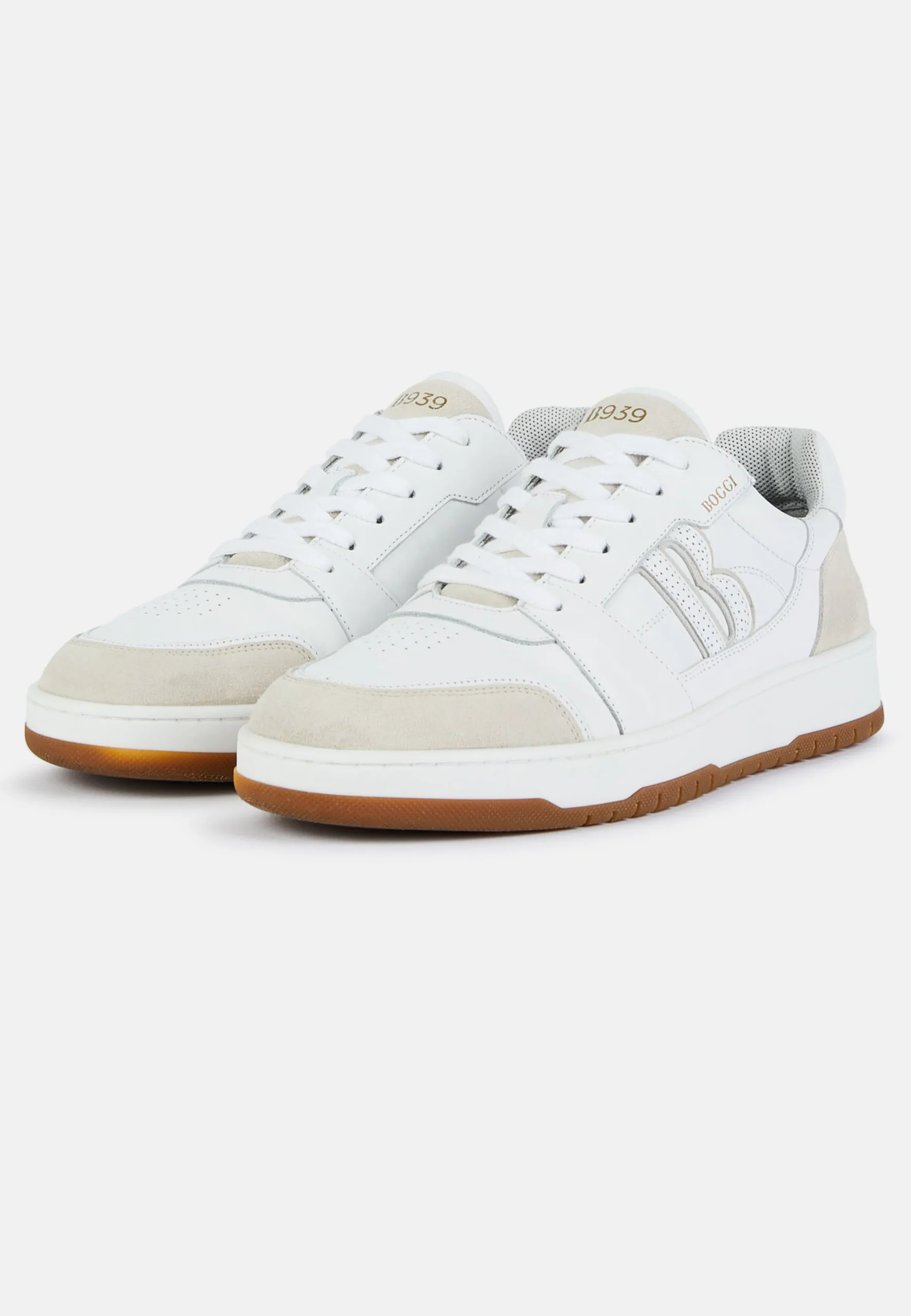 Sneakers Con Macro Logo In Pelle Bianche