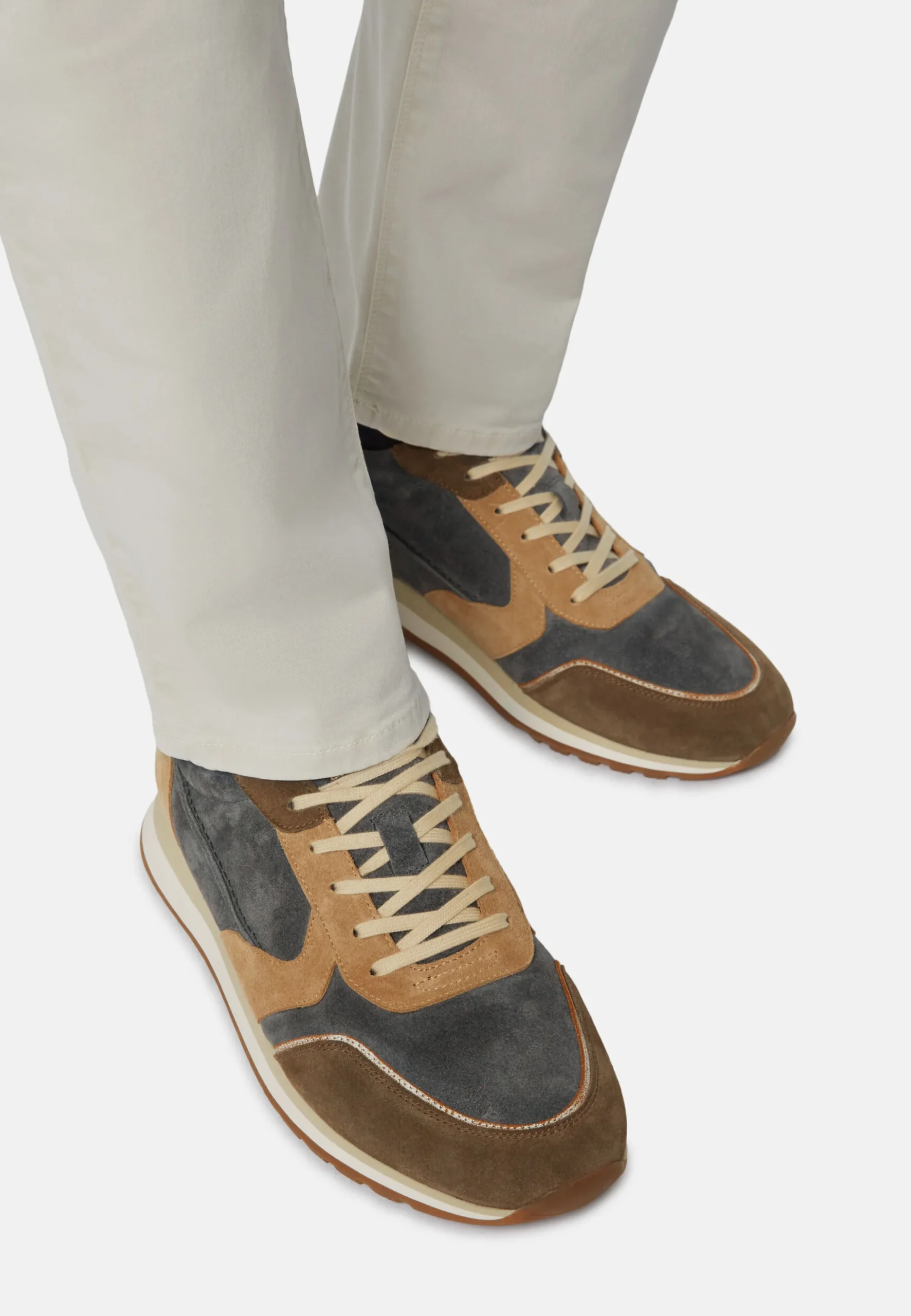 Sneakers In Pelle Scamosciata Azzurre E Beige